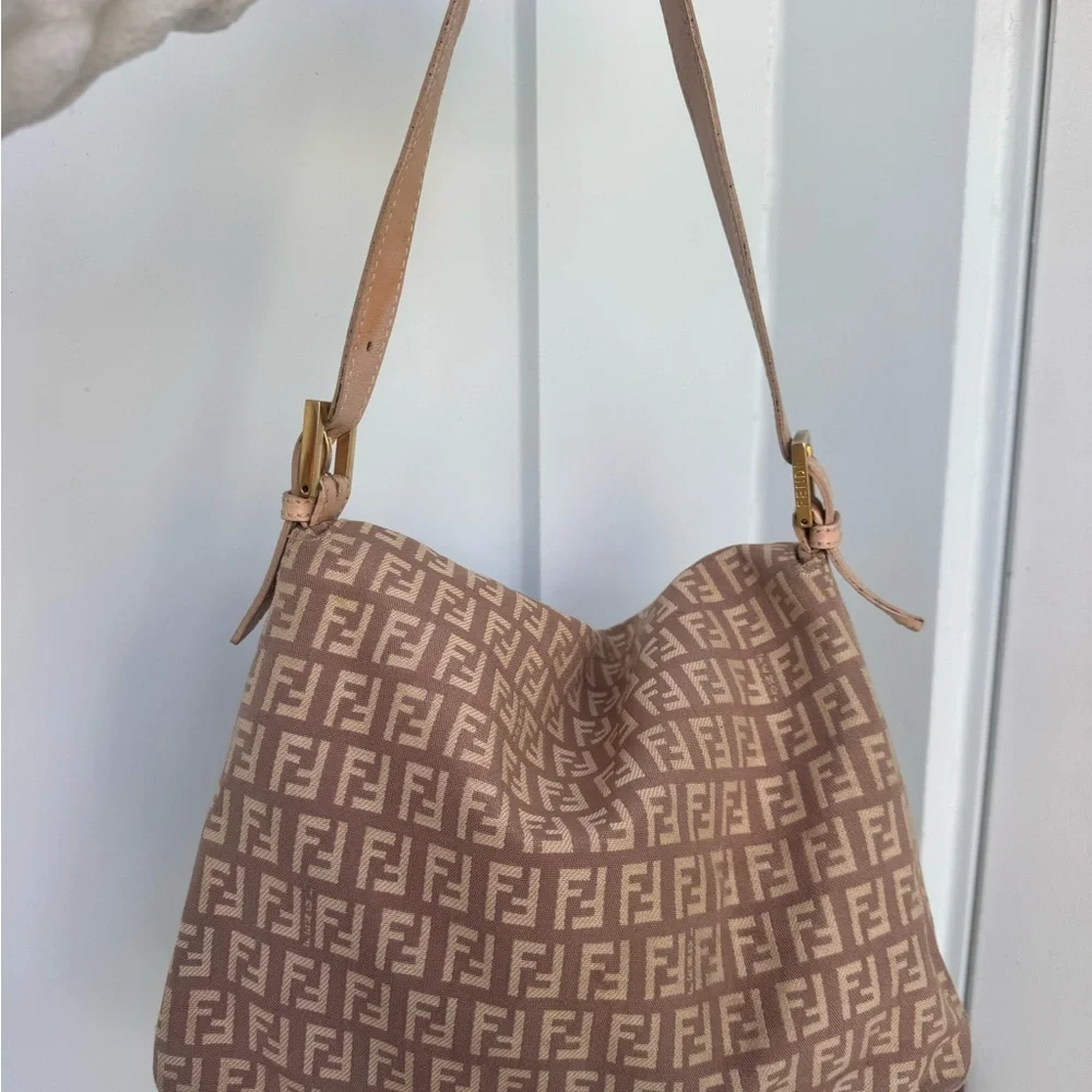 Authentic Fendi Pink Zucca Canvas Mama Baguette 💖 - Picture 6 of 17